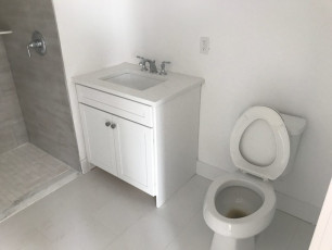 DF Construction Bathroom Remodeling Projects 17